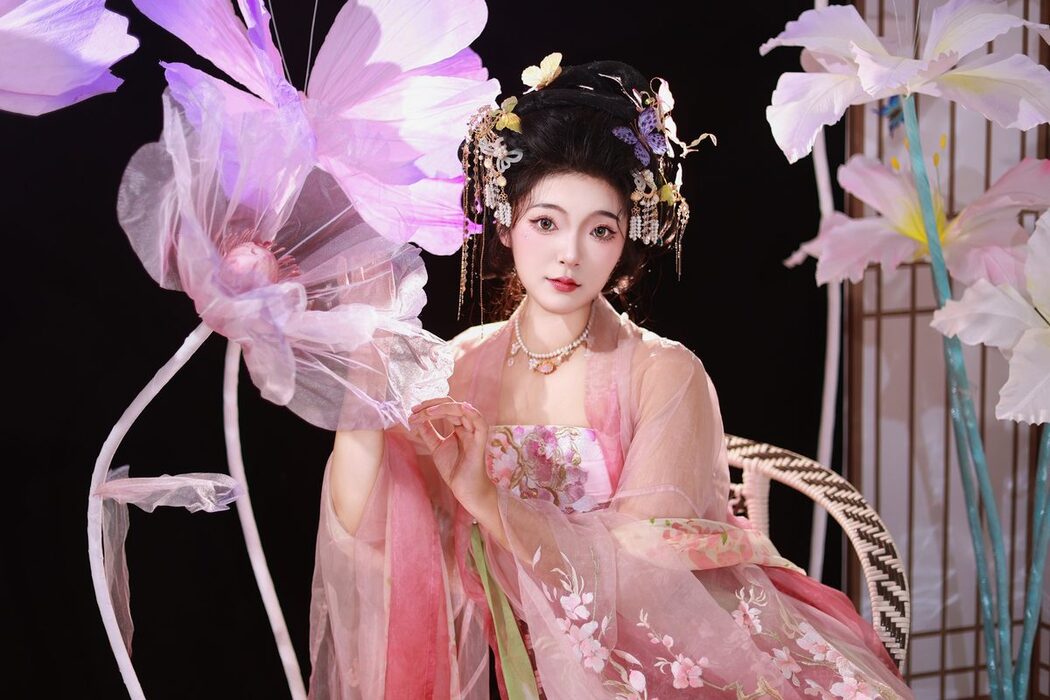 YiTuYu艺图语 Vol.5575 KaiLin Jiang