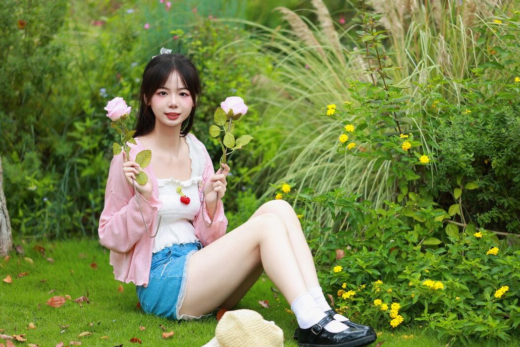 YiTuYu艺图语 Vol.5623 Mu Yan Se Cc