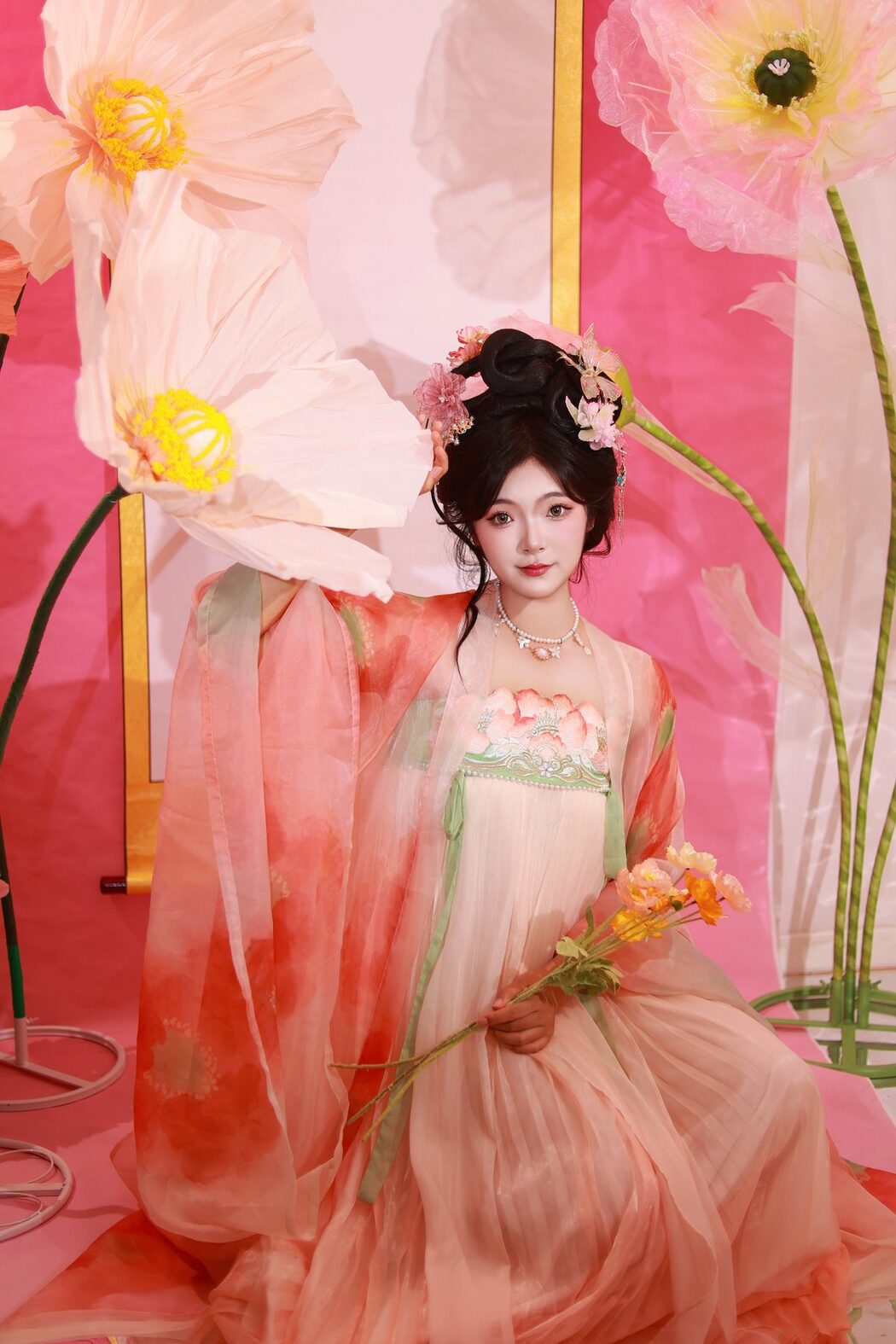 YiTuYu艺图语 Vol.5547 KaiLin Jiang