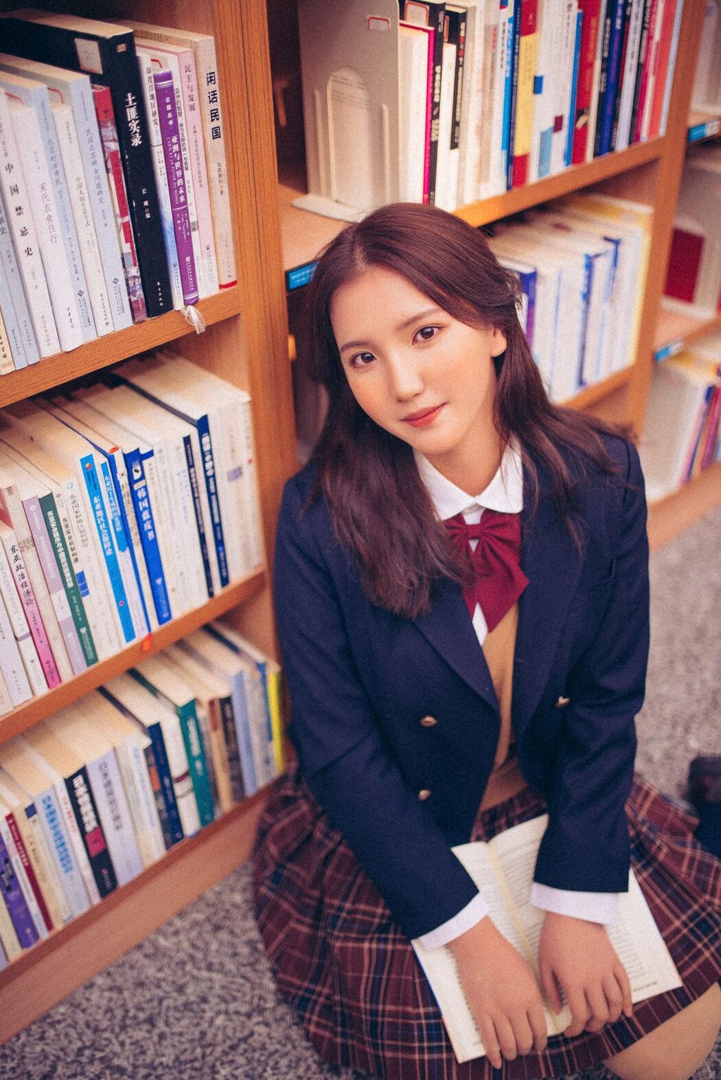 YiTuYu艺图语 Vol.5658 Roem