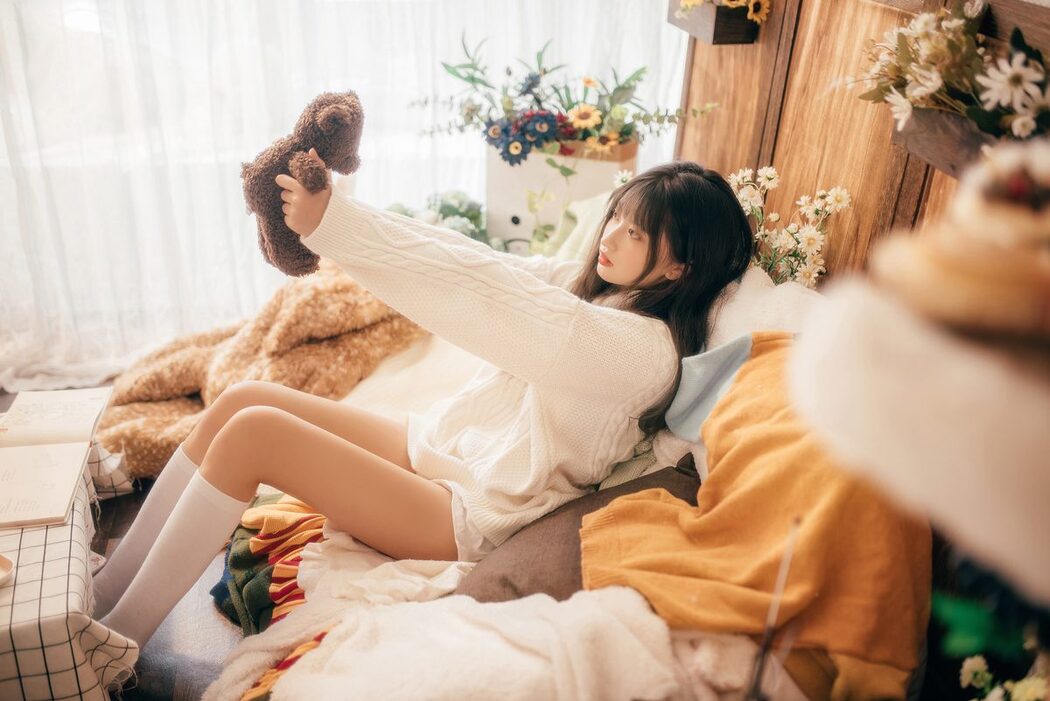 YiTuYu艺图语 Vol.5553 Xin Xin You Kun Lu