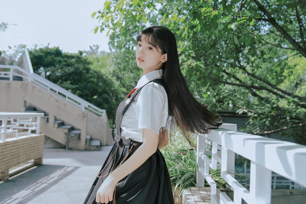 YiTuYu艺图语 Vol.5520 Er Liang Feng Yue