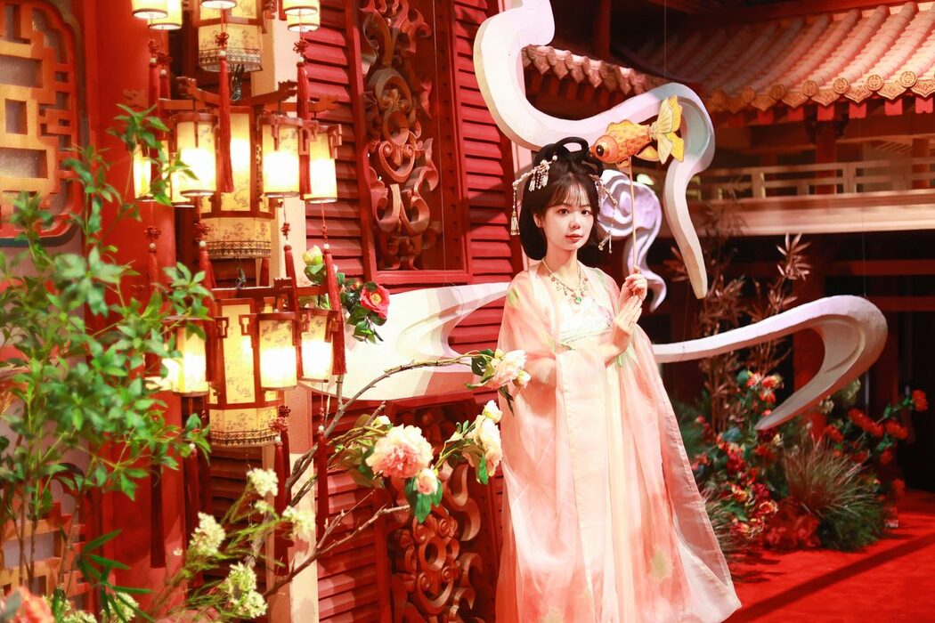 YiTuYu艺图语 Vol.5489 Mu Yan Se Cc