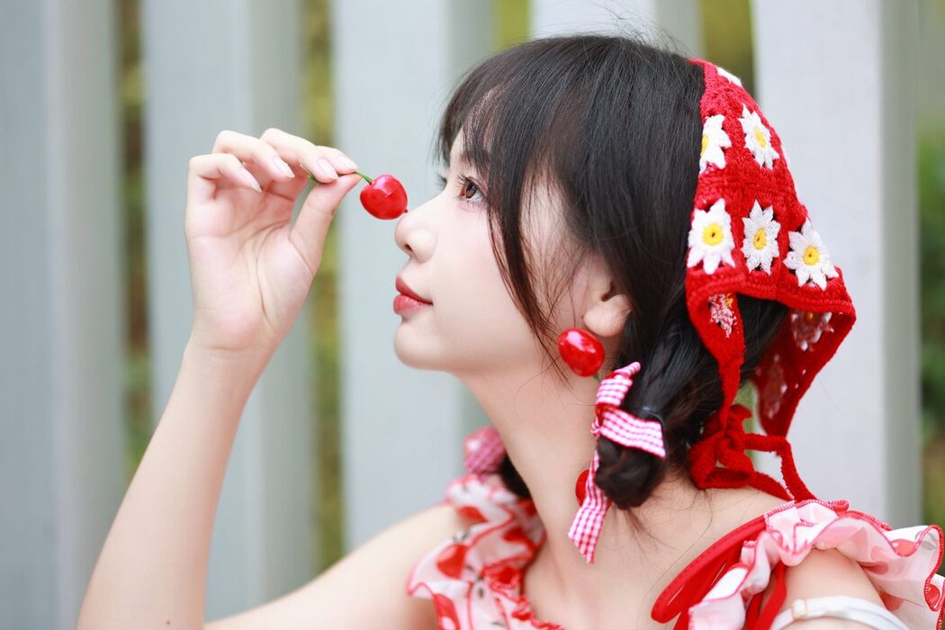 YiTuYu艺图语 Vol.5642 Mu Yan Se Cc