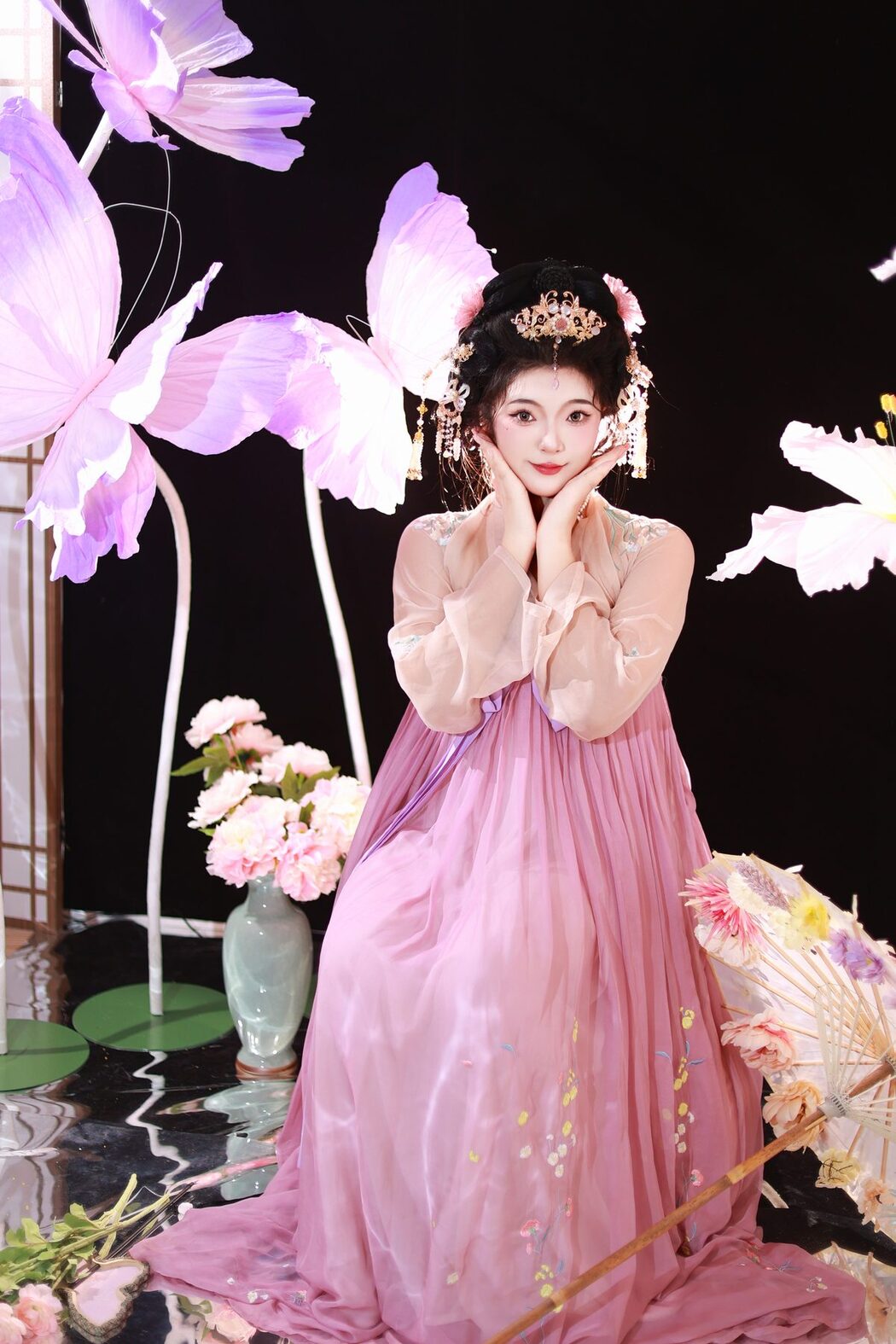 YiTuYu艺图语 Vol.5651 KaiLin Jiang