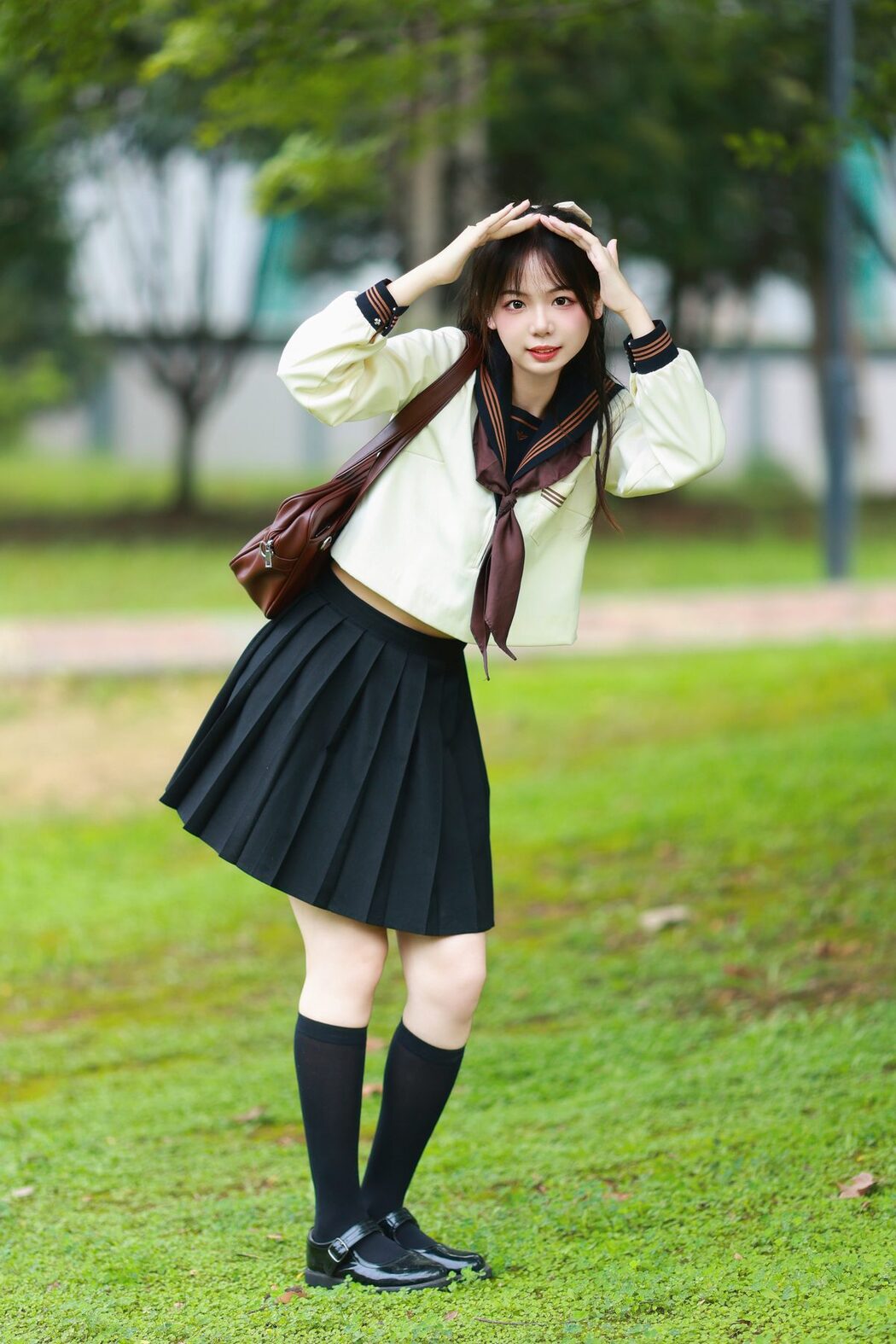 YiTuYu艺图语 Vol.5613 Mu Yan Se Cc