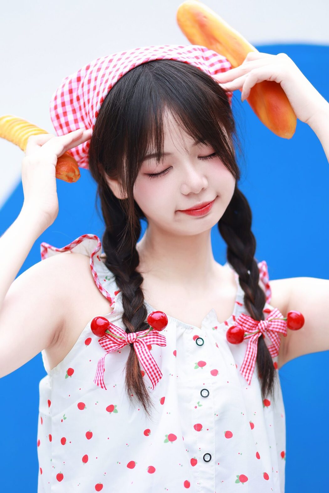 YiTuYu艺图语 Vol.5568 Mu Yan Se Cc