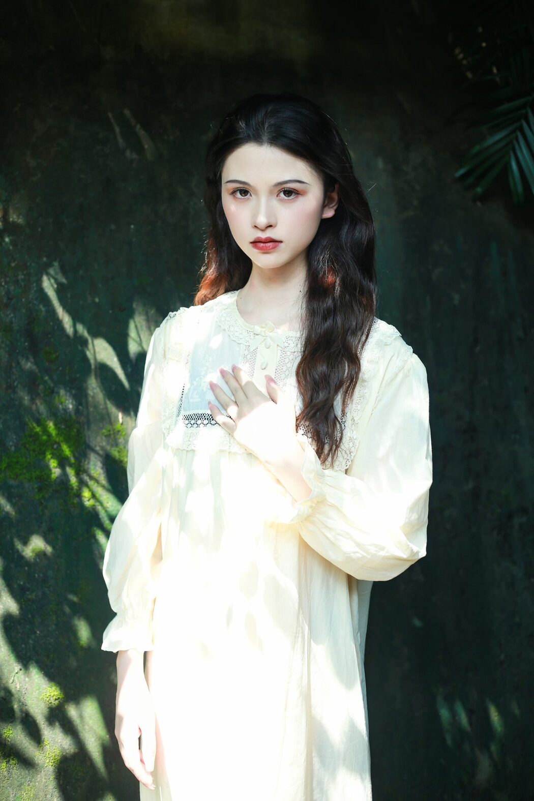 YiTuYu艺图语 Vol.5537 Nie Er