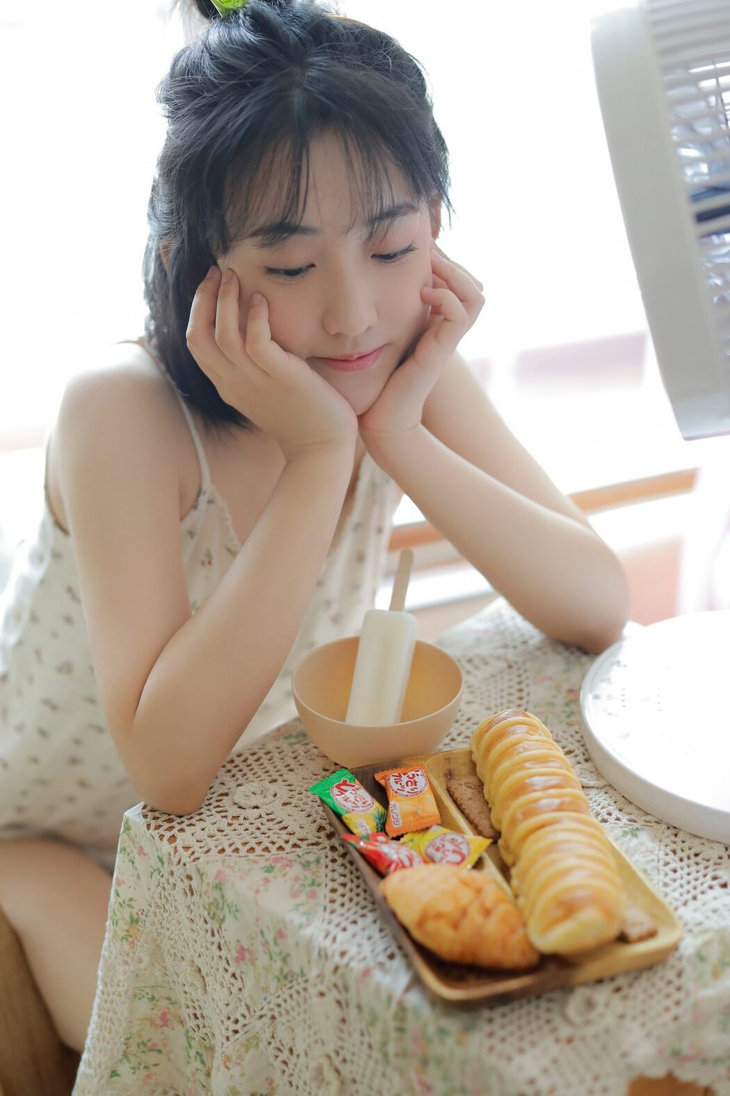 YiTuYu艺图语 Vol.5515 Gu Shu Qi