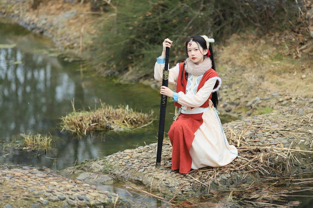 YiTuYu艺图语 Vol.5527 Ce Er Qing Xin Ting