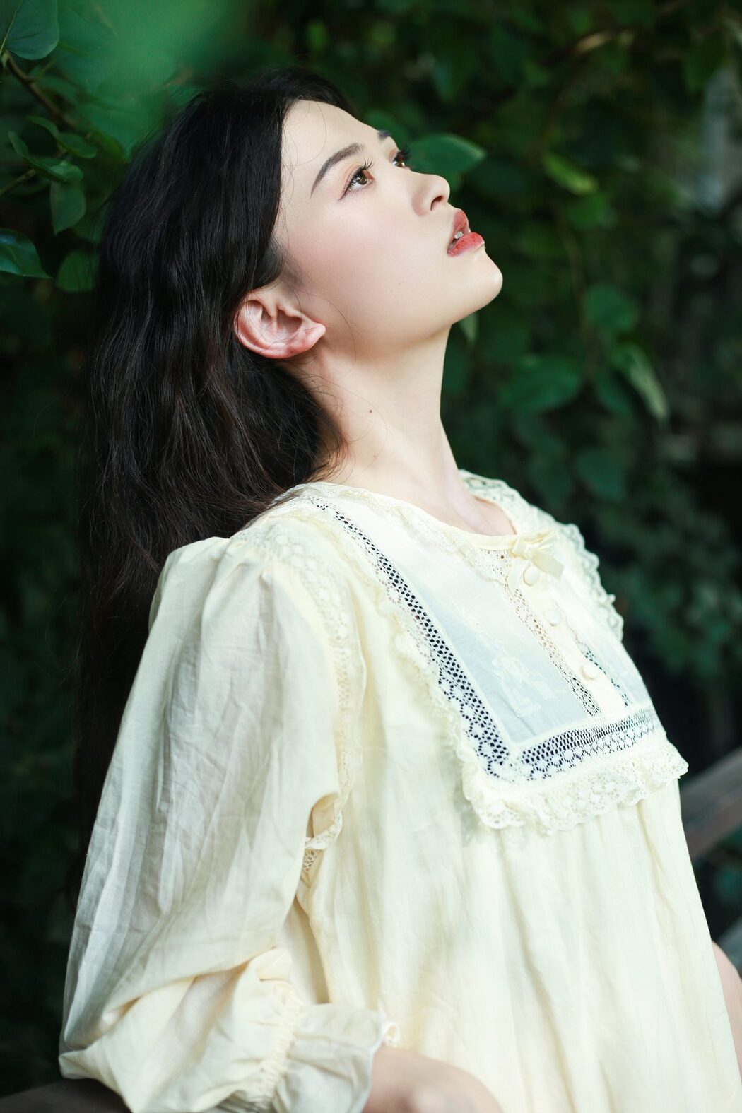 YiTuYu艺图语 Vol.5537 Nie Er