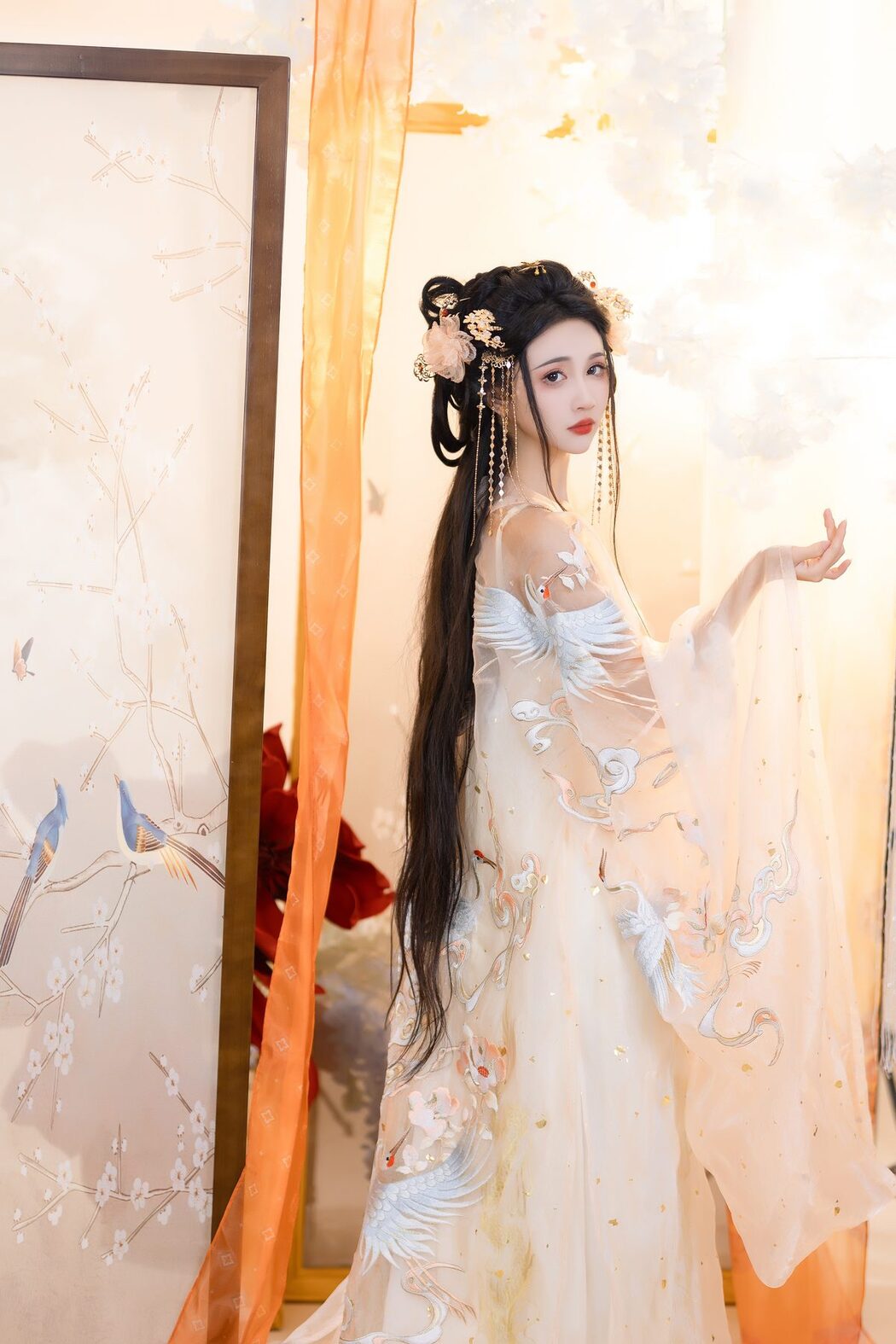 YiTuYu艺图语 Vol.5614 Qi Luo Sheng De Xiao Su Su