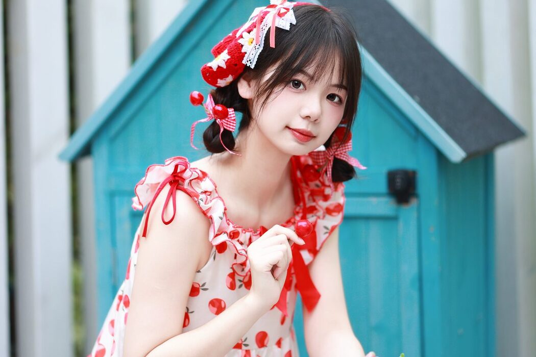 YiTuYu艺图语 Vol.5642 Mu Yan Se Cc