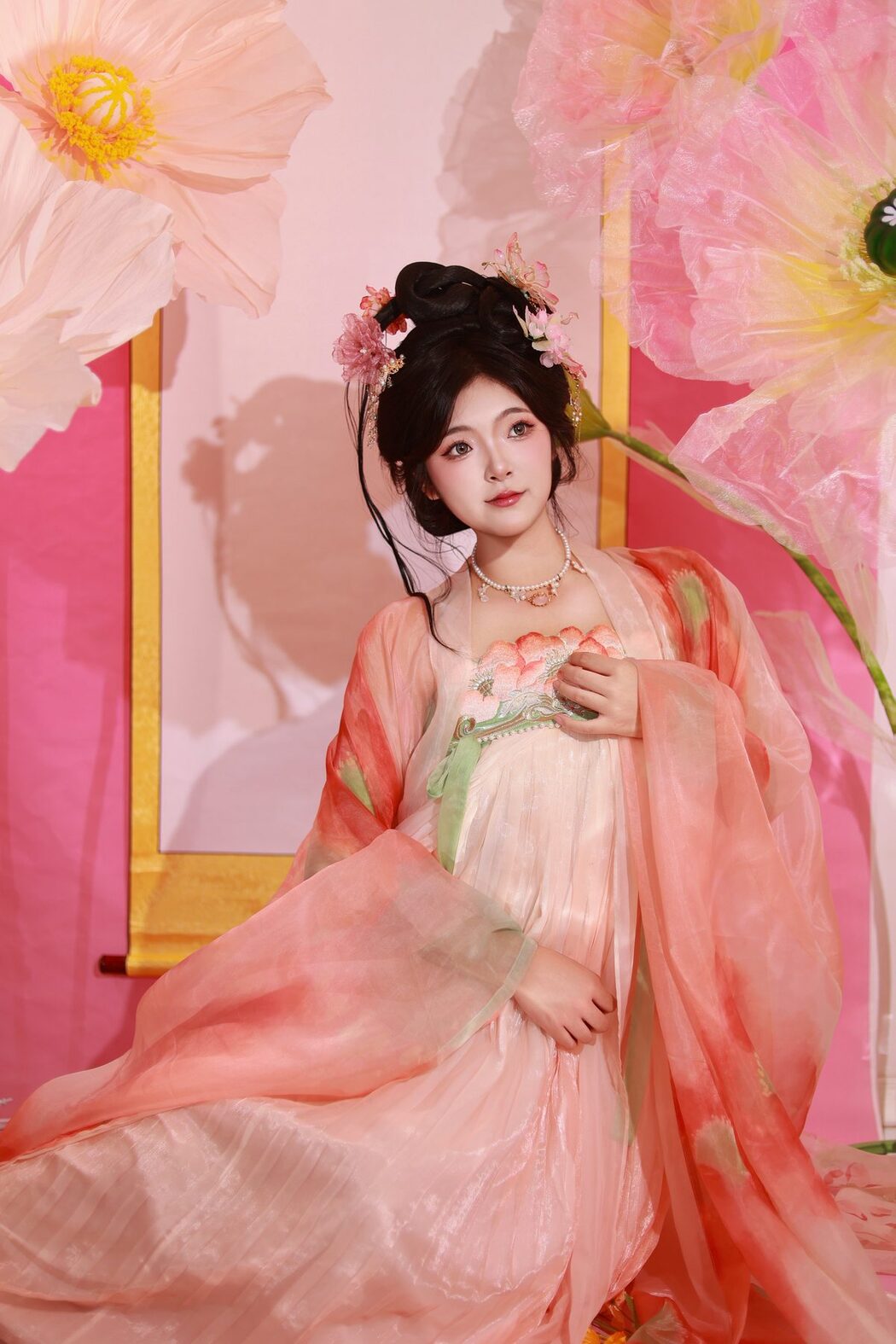 YiTuYu艺图语 Vol.5547 KaiLin Jiang
