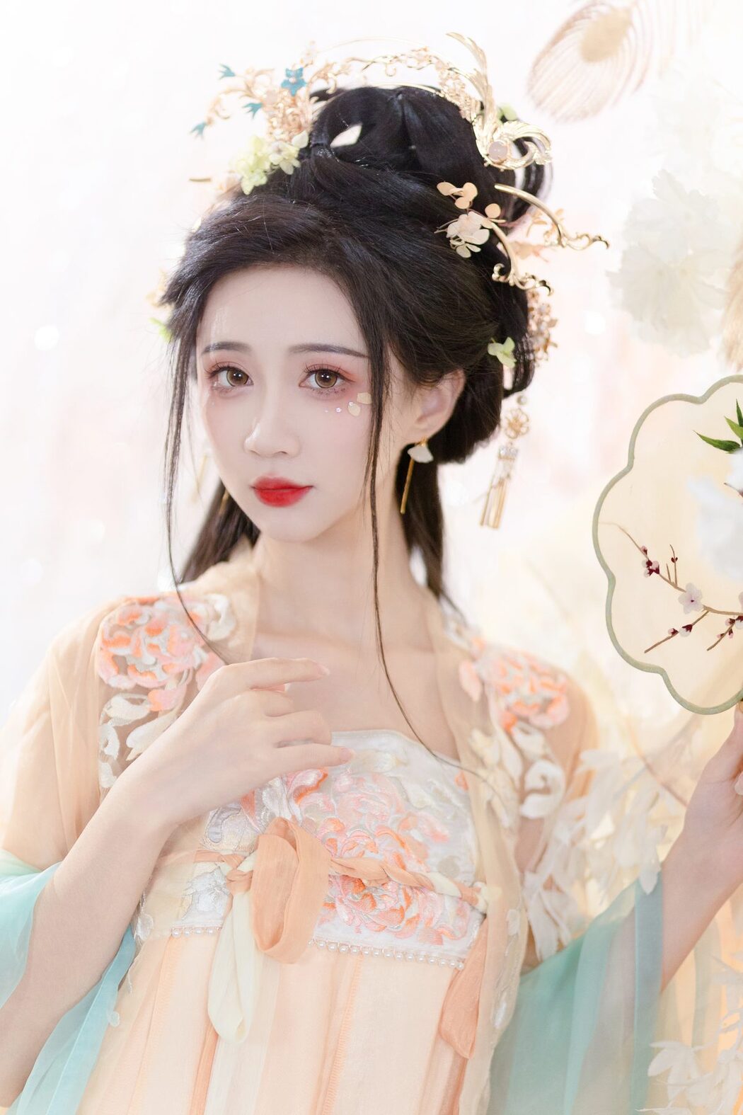 YiTuYu艺图语 Vol.5606 Qi Luo Sheng De Xiao Su Su