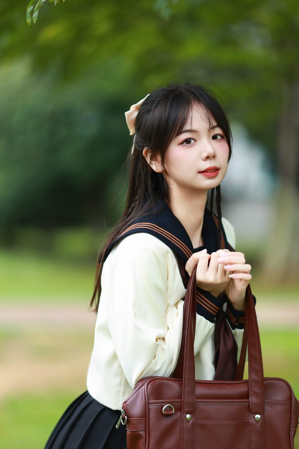 YiTuYu艺图语 Vol.5613 Mu Yan Se Cc