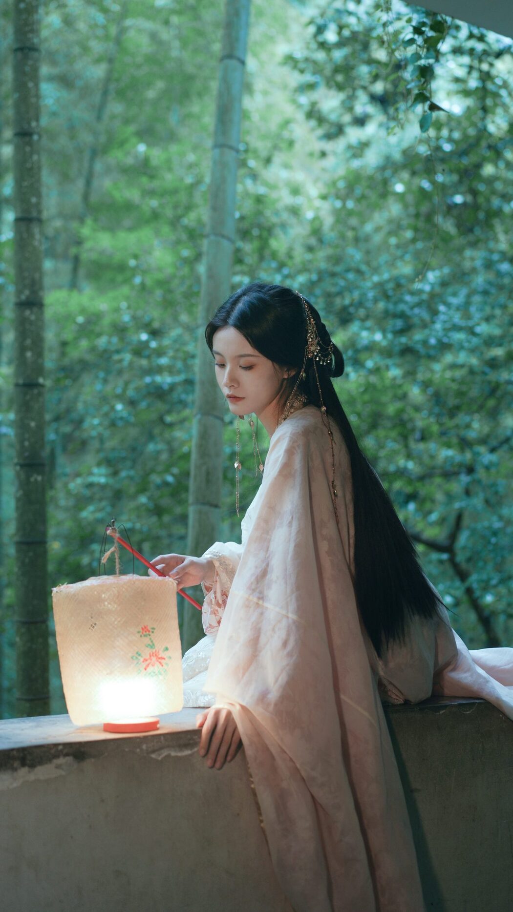 YiTuYu艺图语 Vol.5640 Zou Yu Tong
