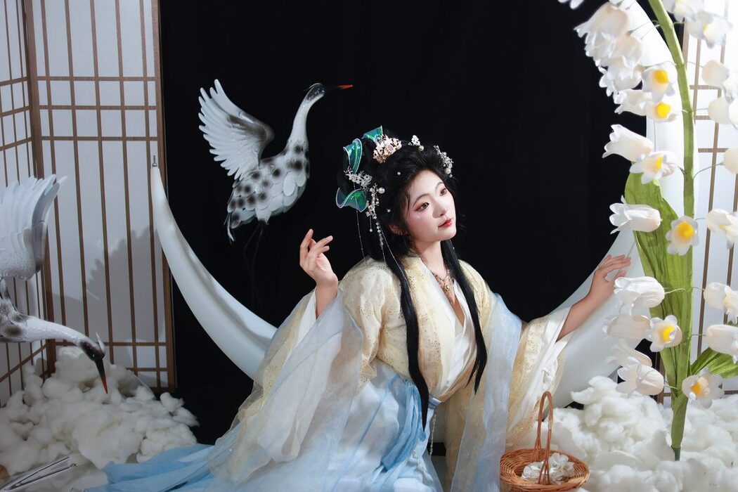YiTuYu艺图语 Vol.5518 KaiLin Jiang