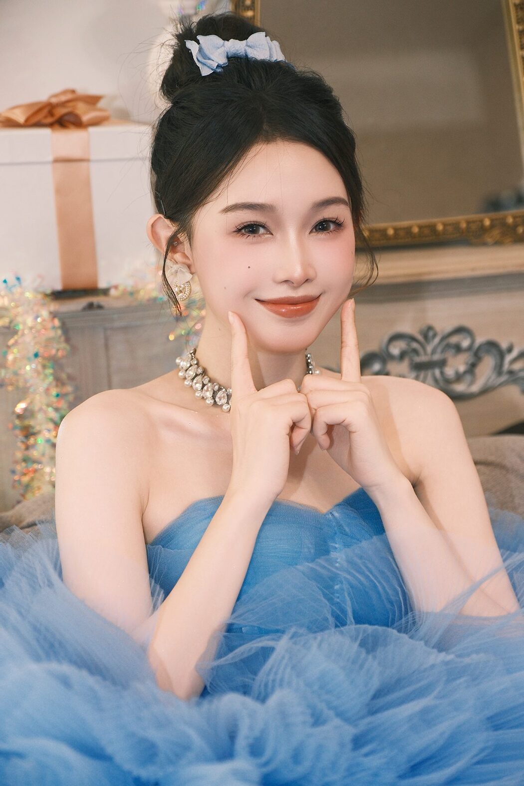 YiTuYu艺图语 Vol.5498 Suan Nai Jia Xin Hao Hao Ci Cover Photo