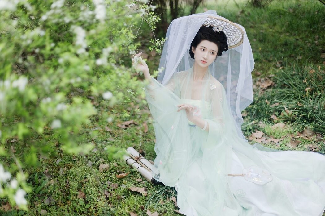 YiTuYu艺图语 Vol.5494 Hua Hua Shen Me Shi Hou 90 Jin