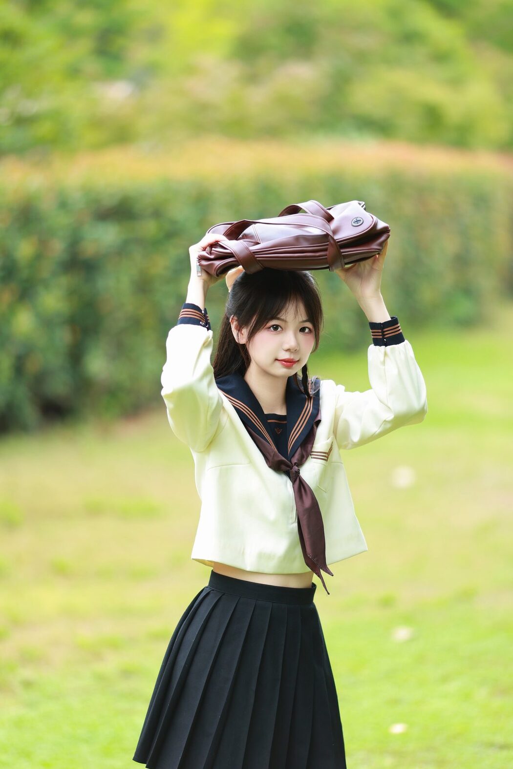 YiTuYu艺图语 Vol.5613 Mu Yan Se Cc