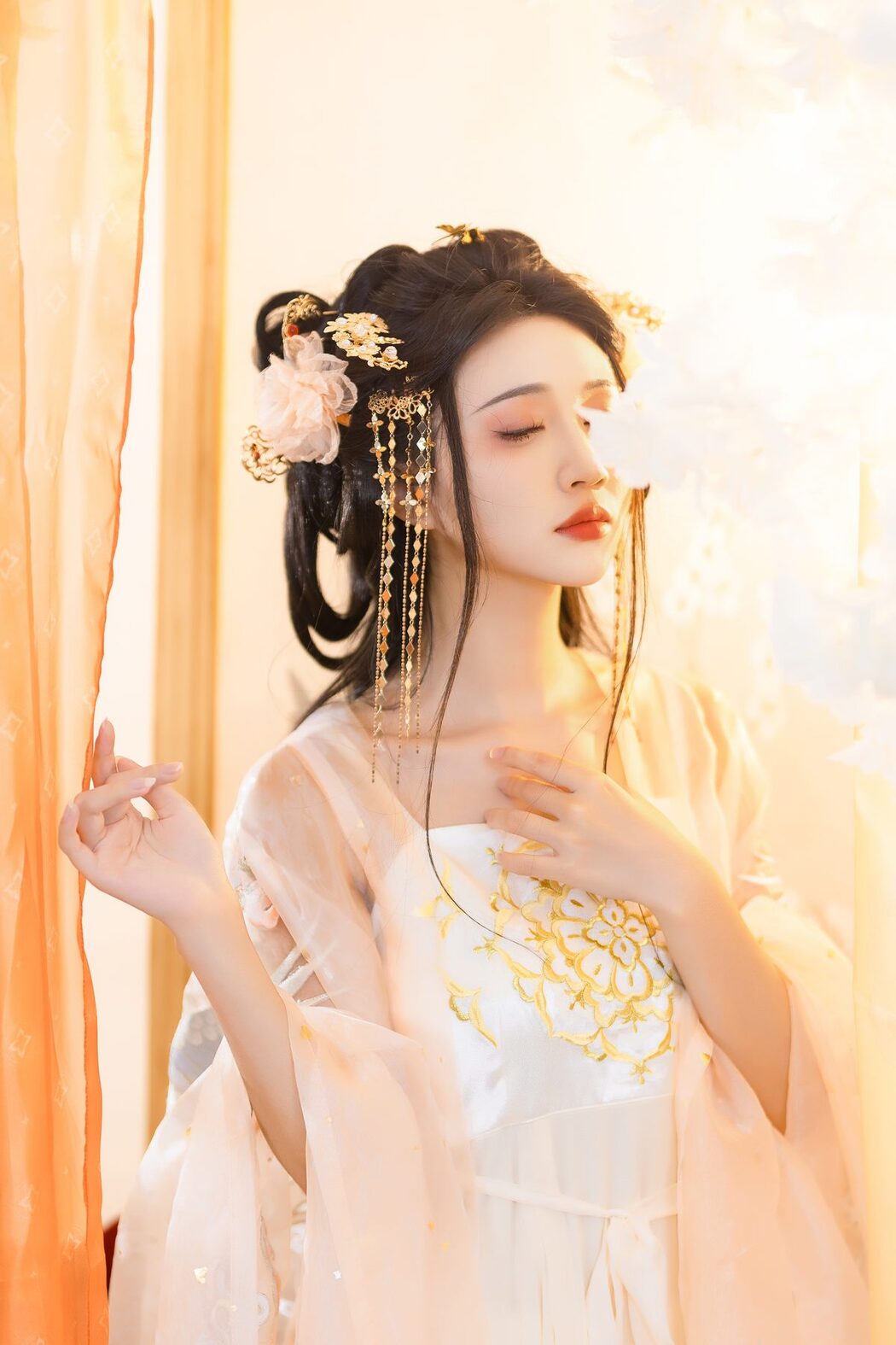 YiTuYu艺图语 Vol.5614 Qi Luo Sheng De Xiao Su Su