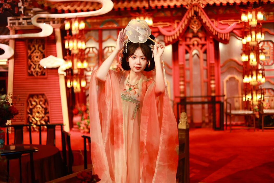 YiTuYu艺图语 Vol.5489 Mu Yan Se Cc