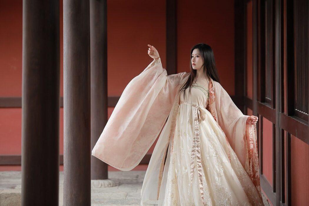 YiTuYu艺图语 Vol.5641 Keikei Bai Cha Qing Huan