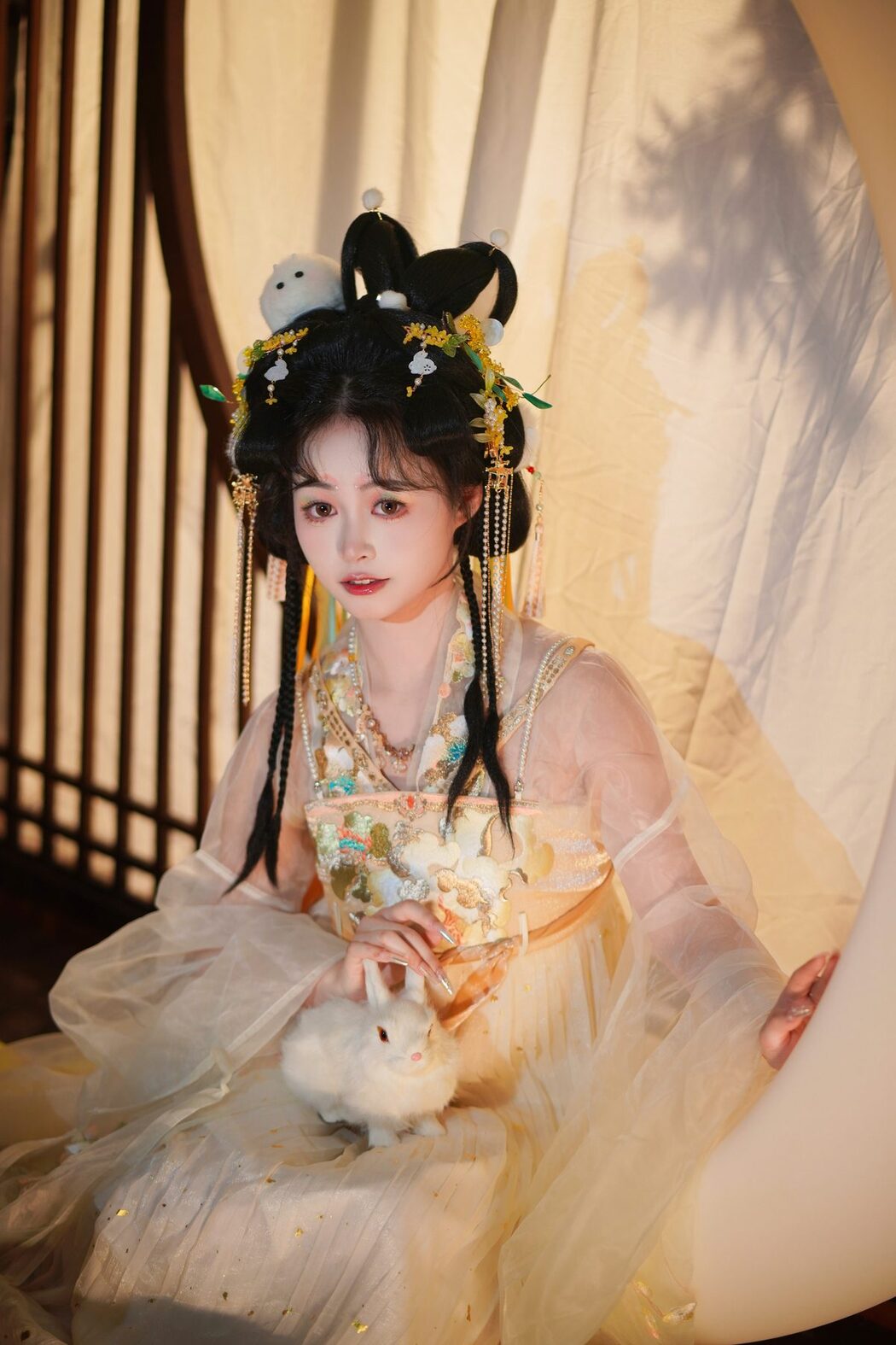 YiTuYu艺图语 Vol.5580 Qiao Qiao Ya
