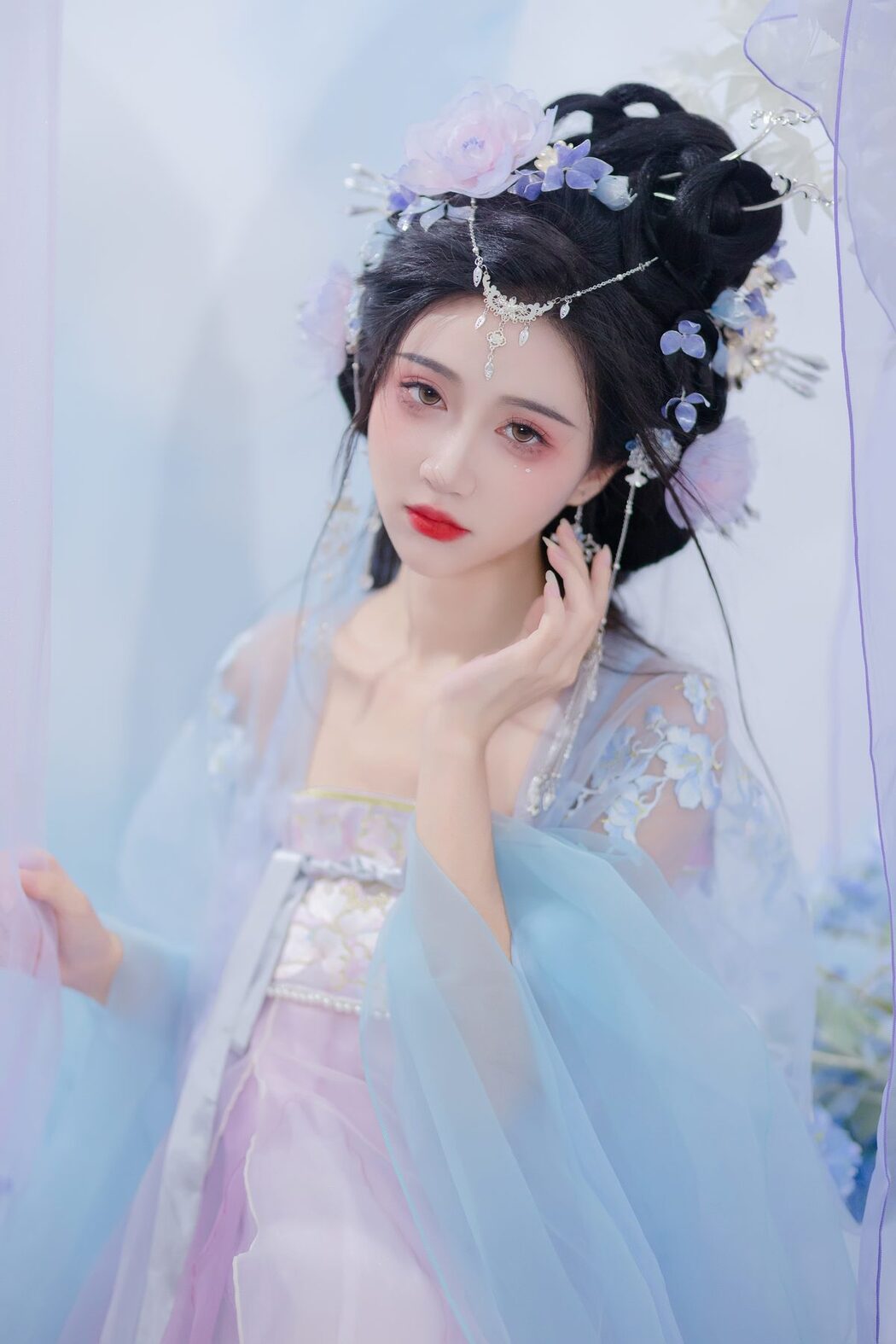 YiTuYu艺图语 Vol.5599 Qi Luo Sheng De Xiao Su Su