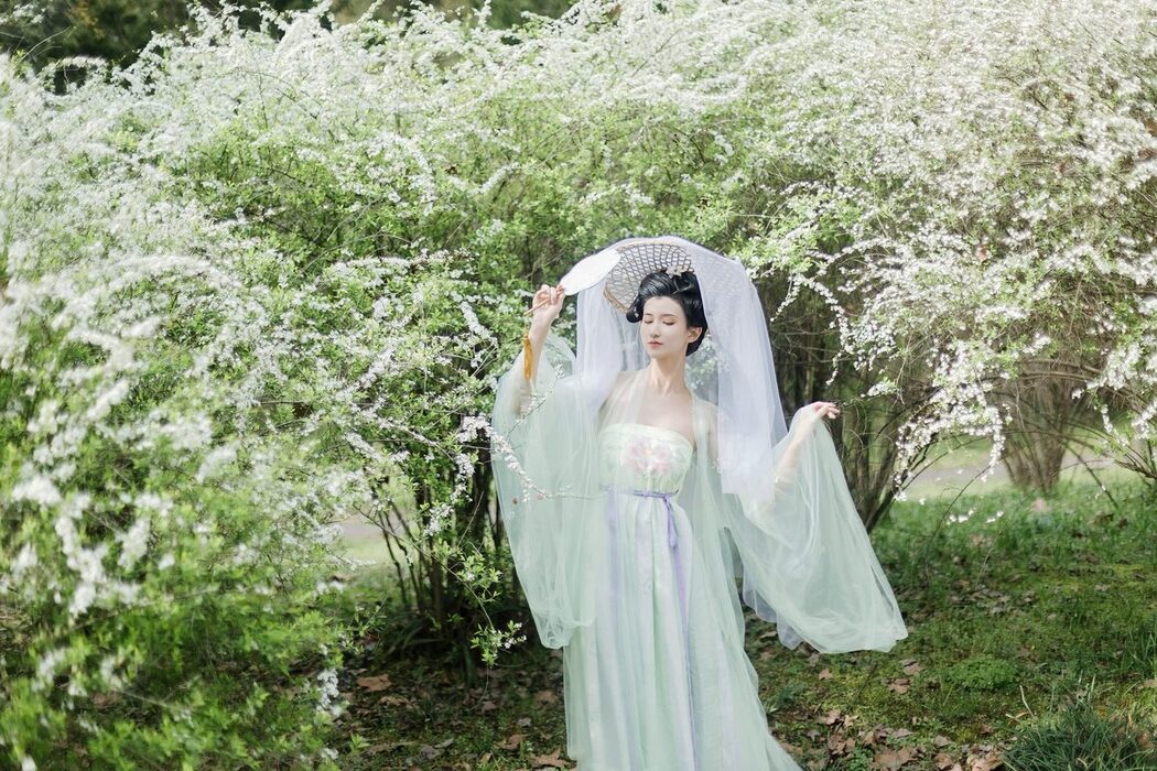 YiTuYu艺图语 Vol.5494 Hua Hua Shen Me Shi Hou 90 Jin