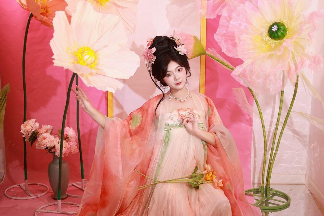 YiTuYu艺图语 Vol.5547 KaiLin Jiang