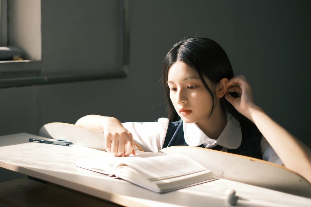 YiTuYu艺图语 Vol.5509 Su Bai