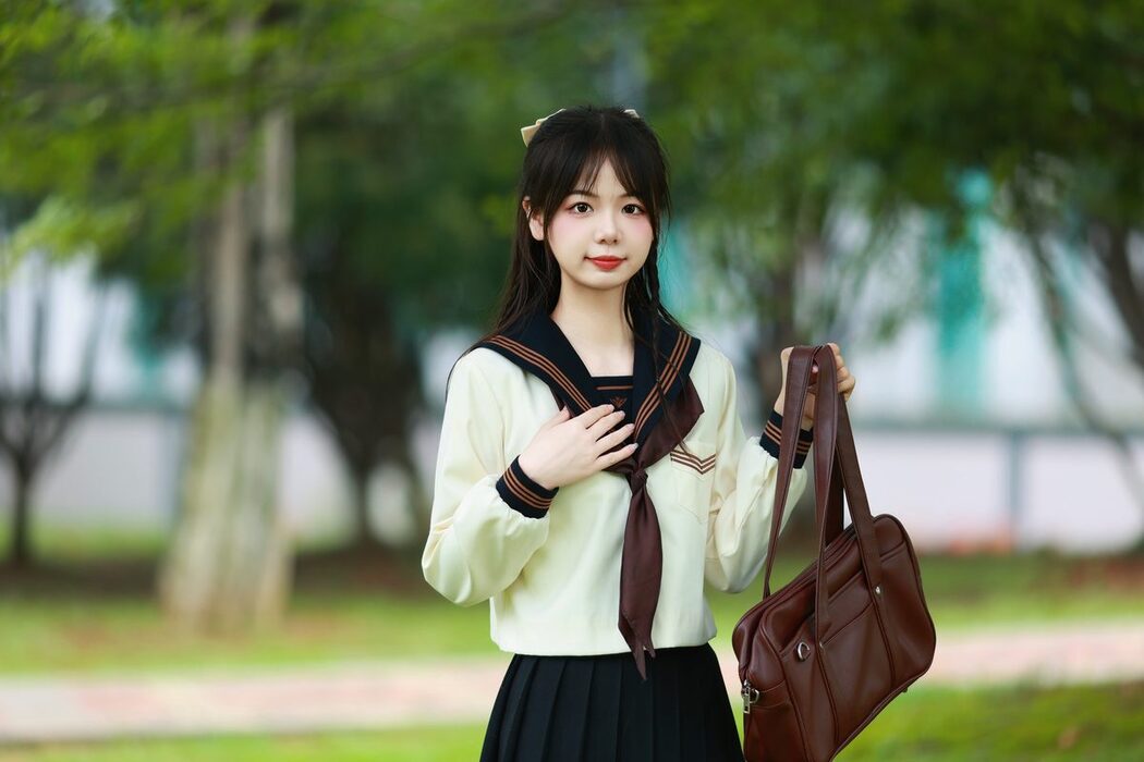 YiTuYu艺图语 Vol.5613 Mu Yan Se Cc