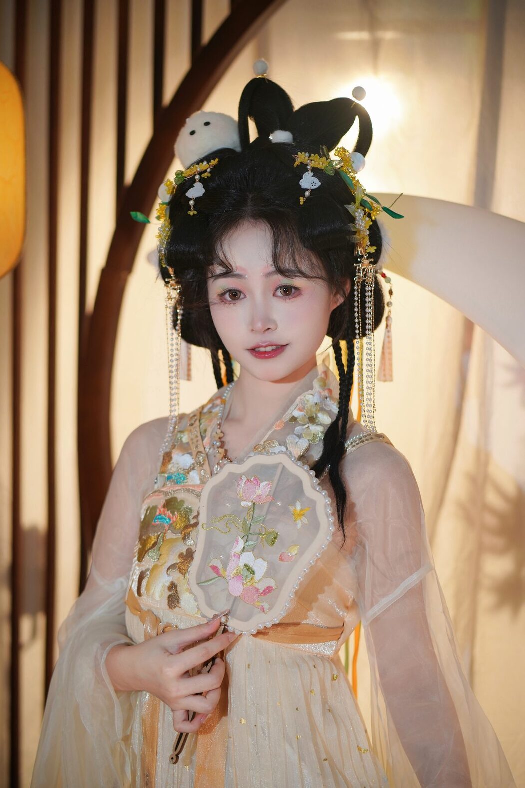 YiTuYu艺图语 Vol.5580 Qiao Qiao Ya