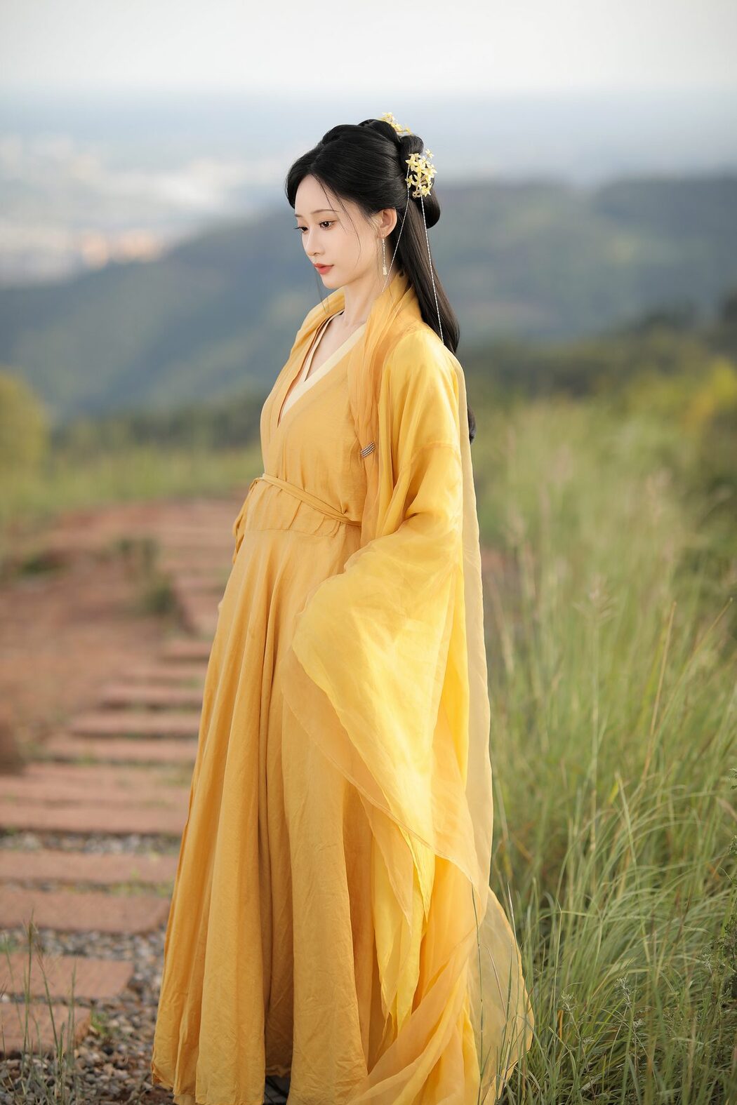 YiTuYu艺图语 Vol.5541 Jia Yue Yue Yue