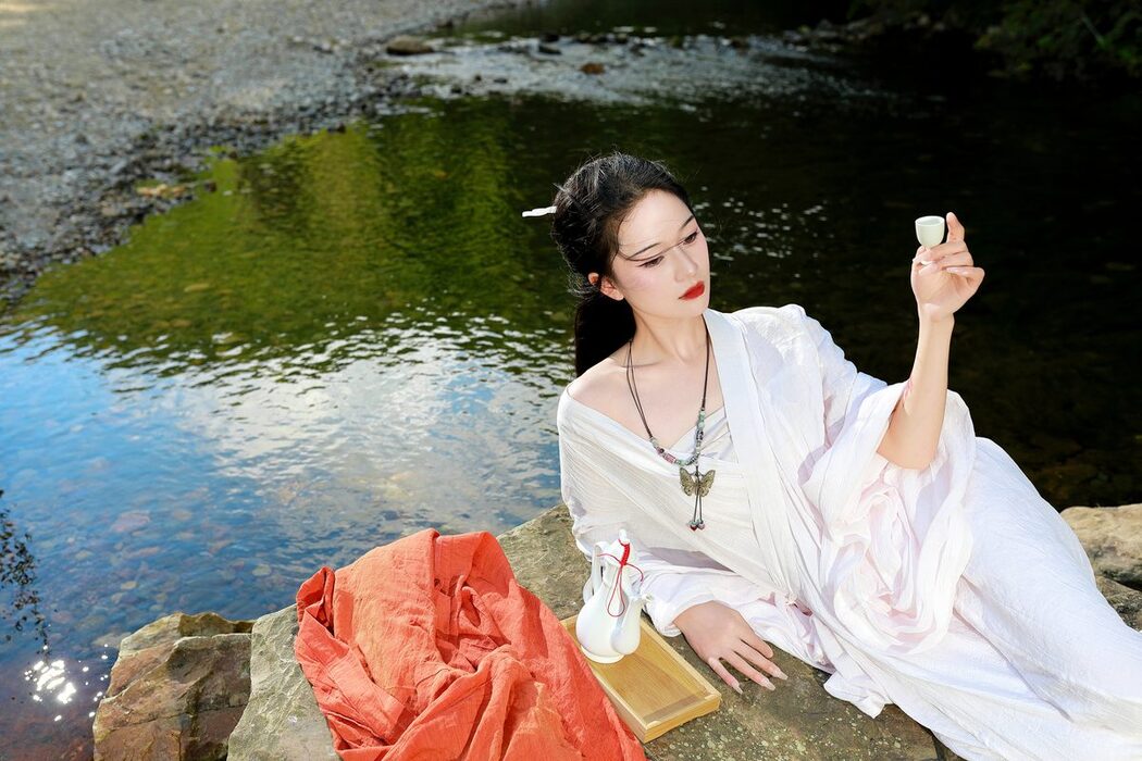YiTuYu艺图语 Vol.5504 Chang Nian W
