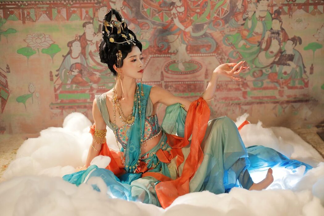 YiTuYu艺图语 Vol.5639 Ji Xiang Xiang
