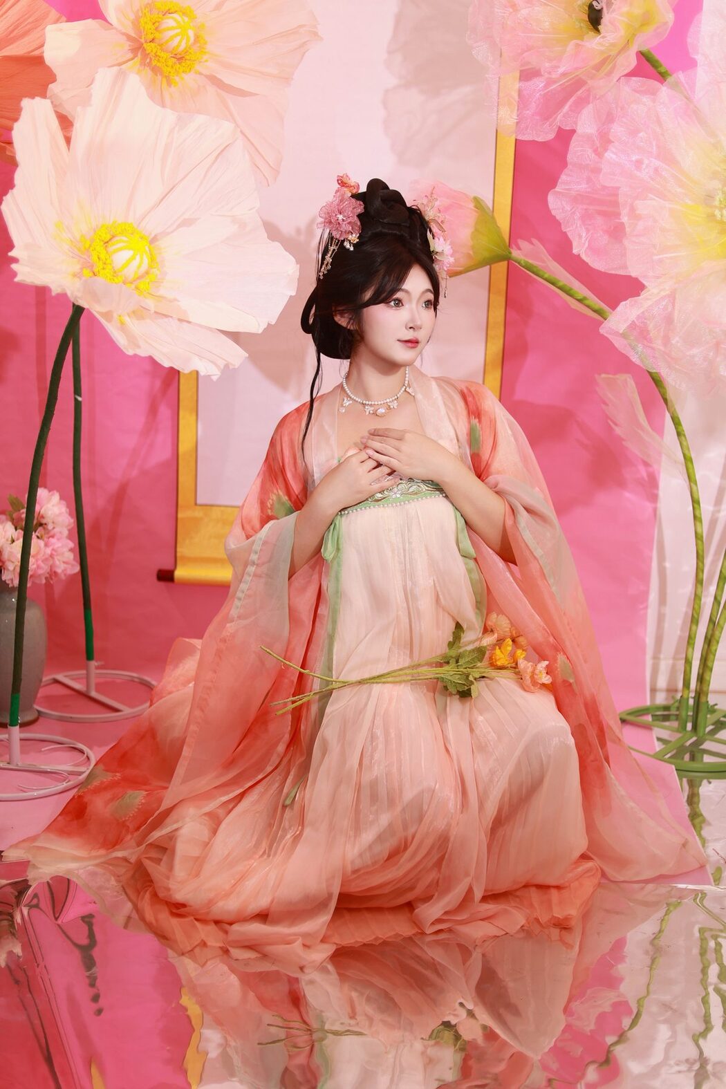 YiTuYu艺图语 Vol.5547 KaiLin Jiang