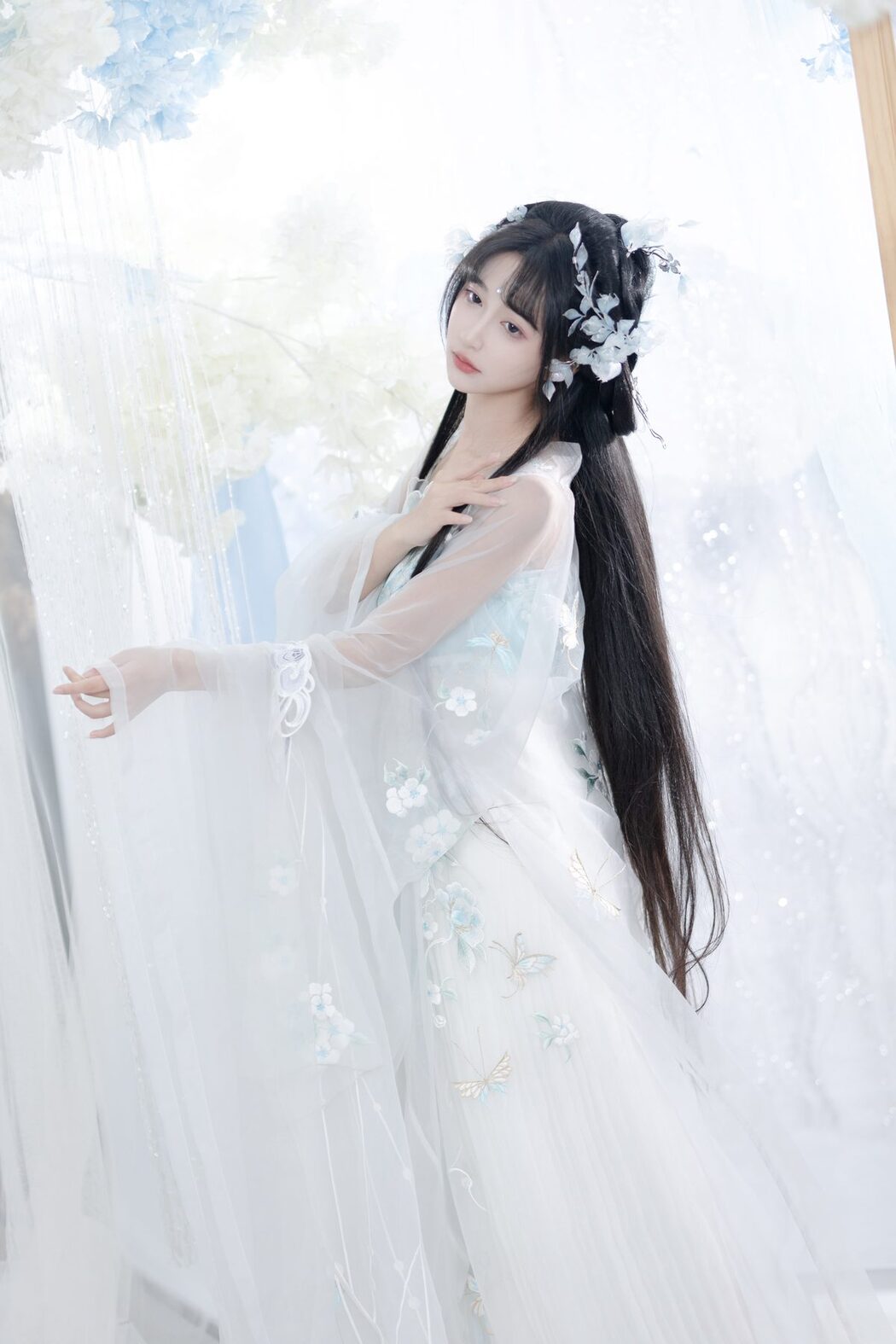 YiTuYu艺图语 Vol.5647 Qi Luo Sheng De Xiao Su Su