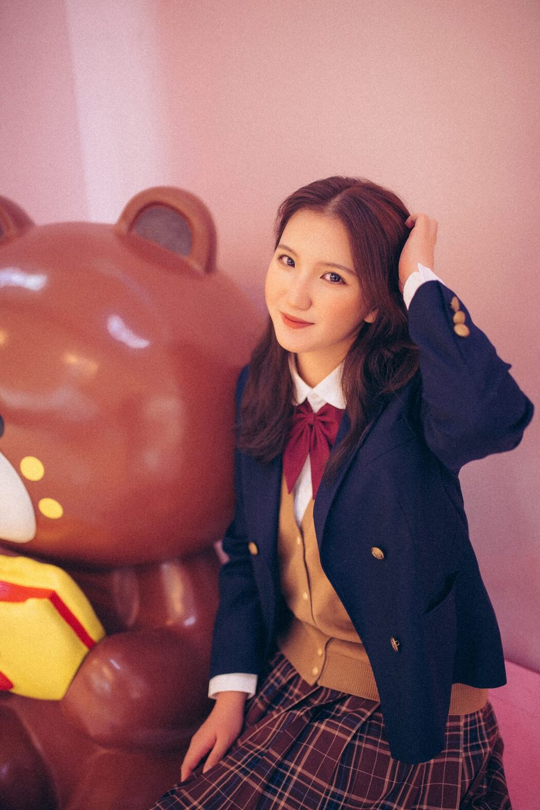 YiTuYu艺图语 Vol.5658 Roem