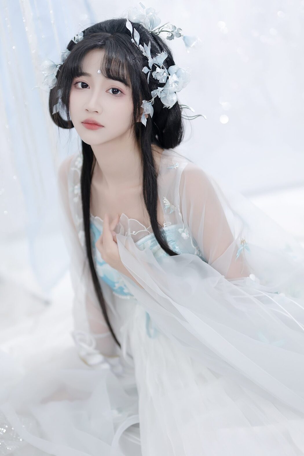 YiTuYu艺图语 Vol.5647 Qi Luo Sheng De Xiao Su Su Cover Photo
