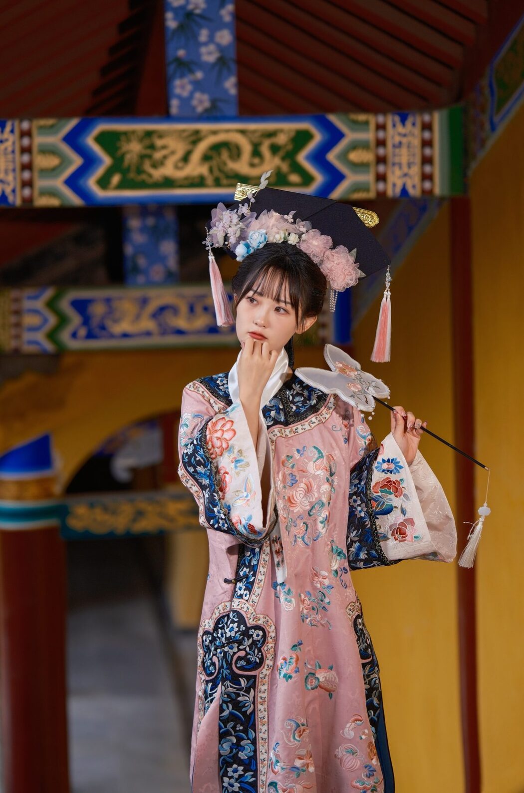 YiTuYu艺图语 Vol.5615 Shi Xiao Zhi Ya