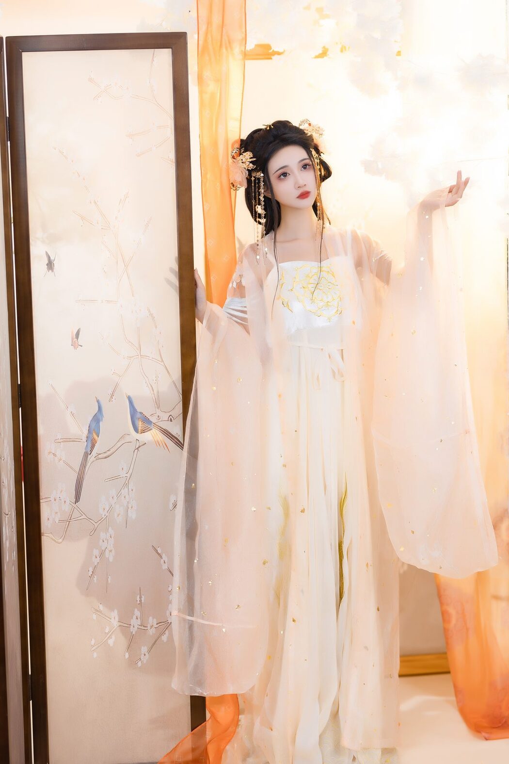 YiTuYu艺图语 Vol.5614 Qi Luo Sheng De Xiao Su Su