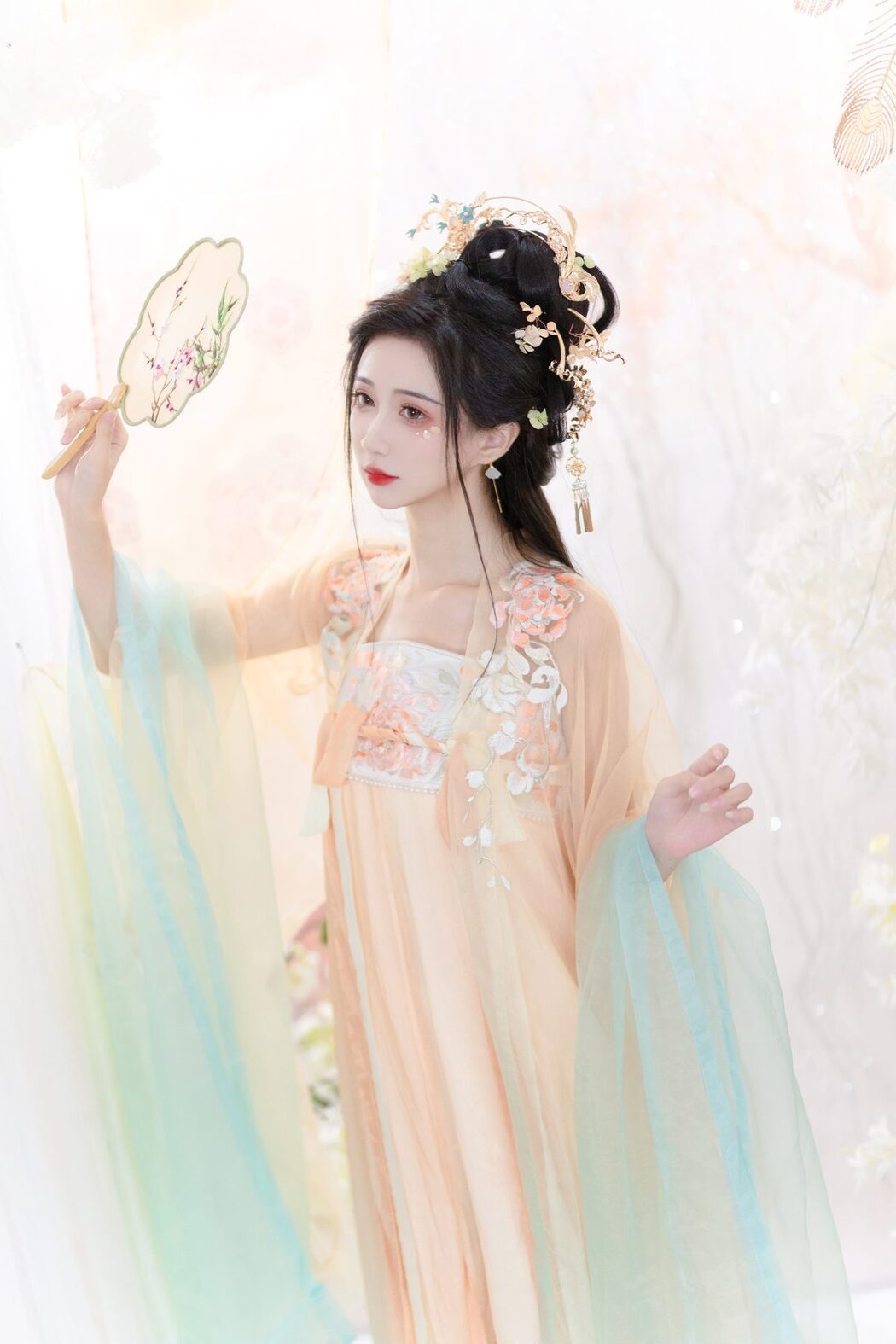 YiTuYu艺图语 Vol.5606 Qi Luo Sheng De Xiao Su Su