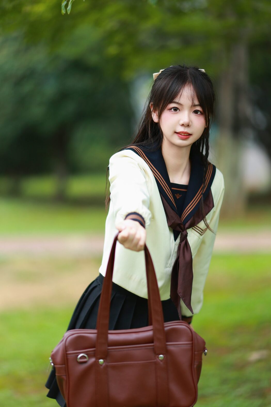 YiTuYu艺图语 Vol.5613 Mu Yan Se Cc