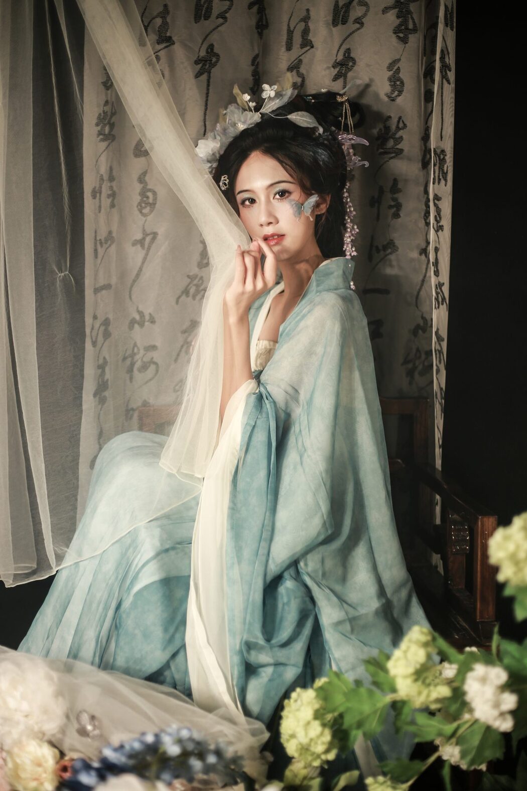 YiTuYu艺图语 Vol.5493 Lan She Yu