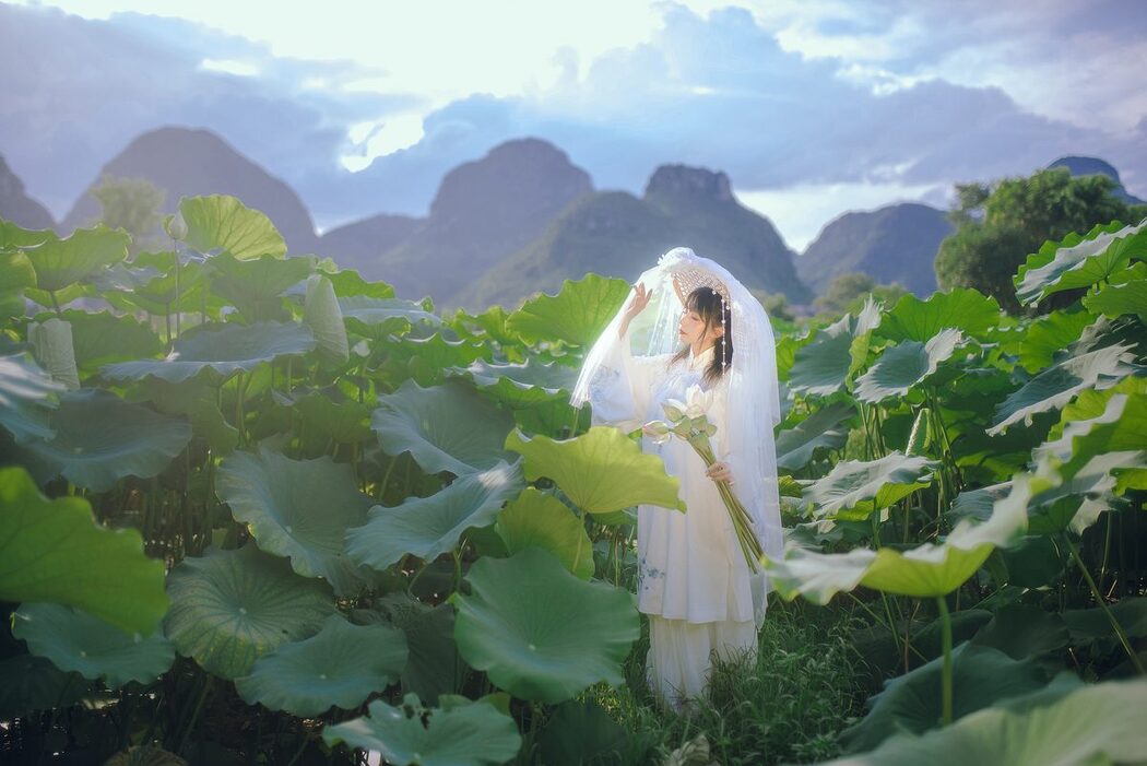 YiTuYu艺图语 Vol.5524 Hua Jing Yuan Xing Yu