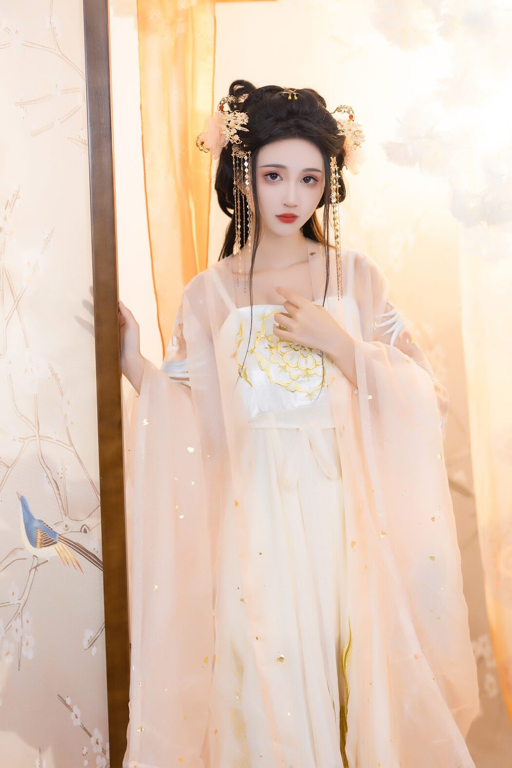 YiTuYu艺图语 Vol.5614 Qi Luo Sheng De Xiao Su Su
