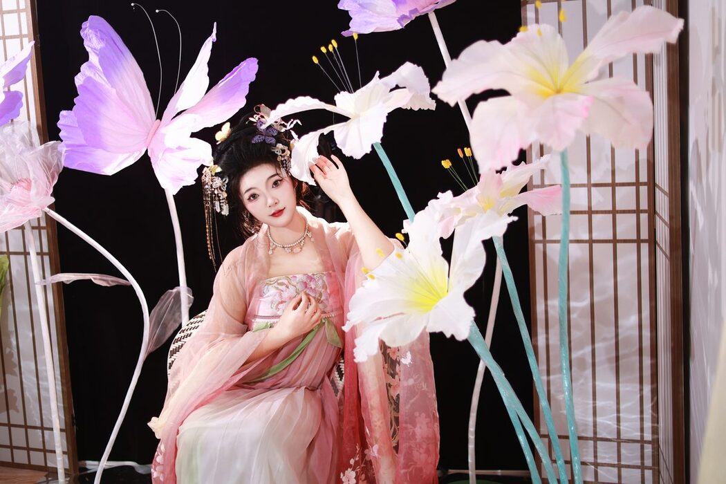 YiTuYu艺图语 Vol.5575 KaiLin Jiang